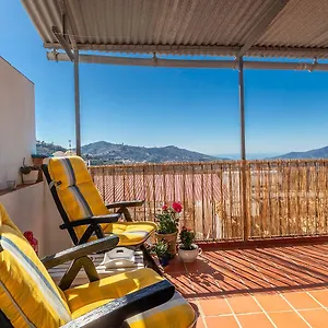 marlo-een-townhouse-met-adembenemend-uitzicht-op-zee-en-bergen.es-andalucia.com/